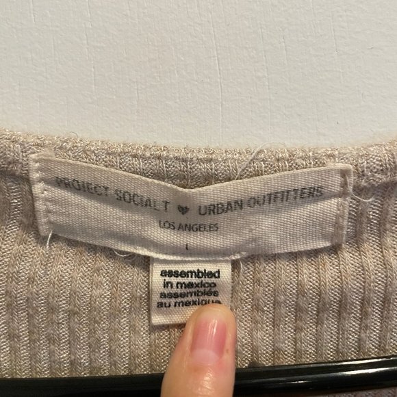 Project Social T - ribbed | beige | wrap tie cropped t-shirt - Picture 3 of 4